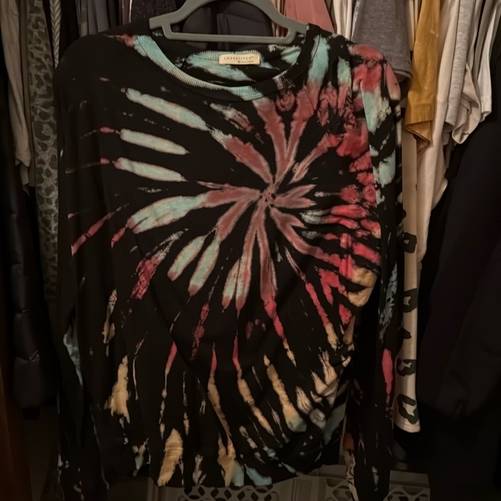 Love stitch tie-dye sweater